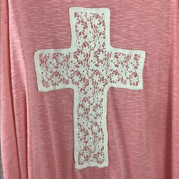 Etched sleeveless top with crochet cross - Picture 5 of 7
